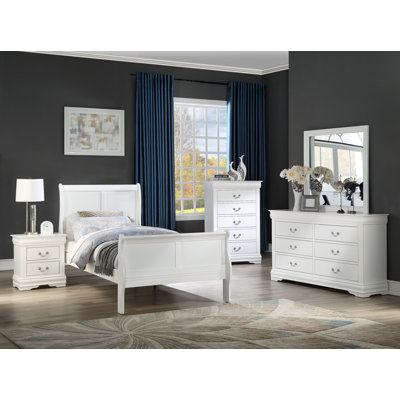 Julianis 5-1_Norah Sleigh Bedroom Set