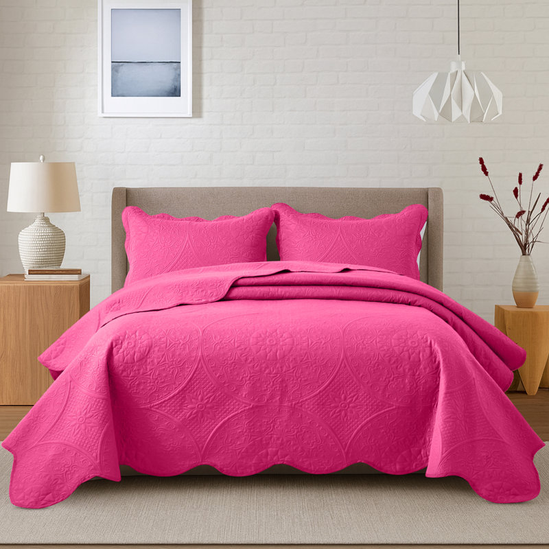 Floral Embossed Quilted Bedspread Set, Oversized and Lightweight Bedding Set with Pillow Shams, Pink
