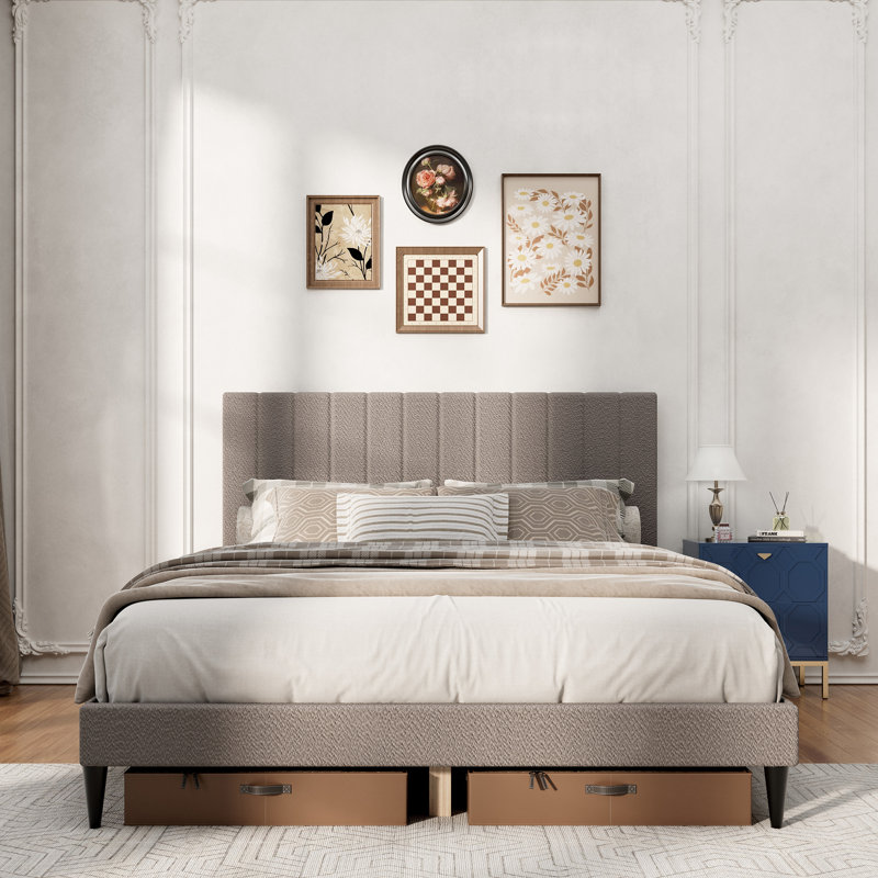 Grand lit plateforme tapissier, Gris
