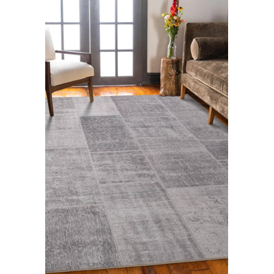 Gray Patchwork Vintage Look Woven Base Decorative Carpet