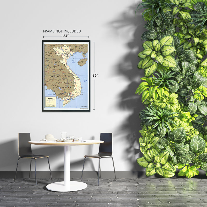 "Carte du Viêt Nam" de 2001, art mural sur papier, H 36 po x l 24 po x P 0,1 po