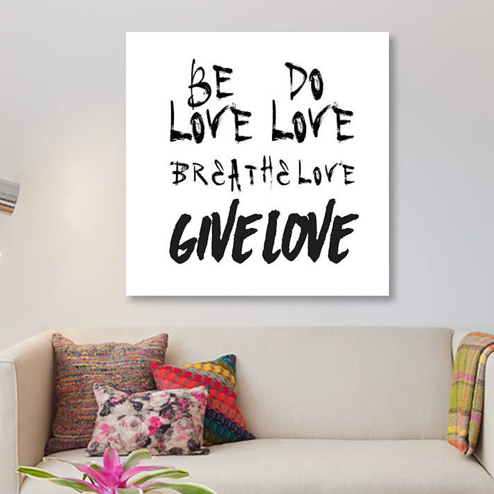 « be love », art textuel sur toile, H 12 po x l 12 po x P 1,5 po, Toile tendue, Pas de tapis