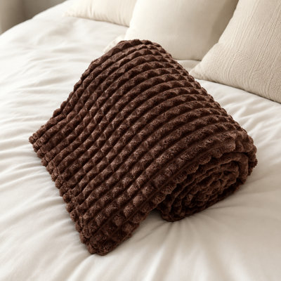Jeté en peluche gaufrée luxueuse 60 po x 80 po Luxury
