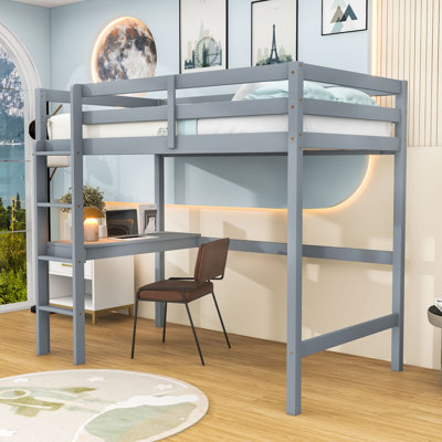Lit mezzanine simple en bois avec bureau intégré et barrière de sécurité
