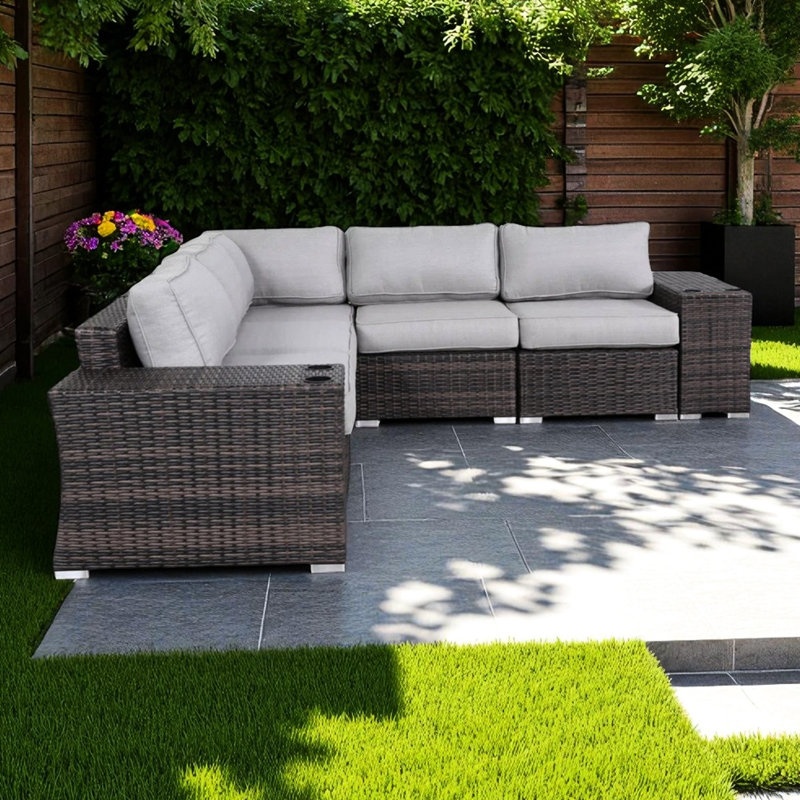 Ensemble modulaire toutes saisons avec sièges confortables pour 4 personnes, structure antirouille et coussins lavables à la machine