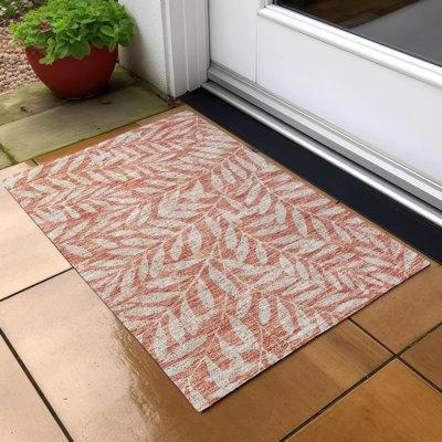Malek Washable Floral Indoor / Outdoor Rug