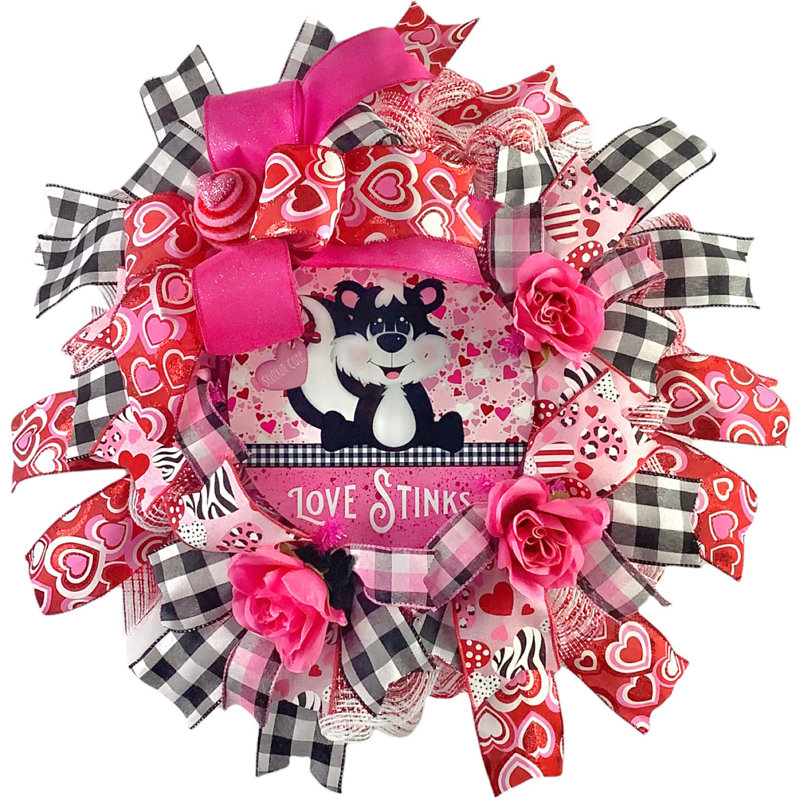 Mignonne couronne décorative en maille 18 po Love