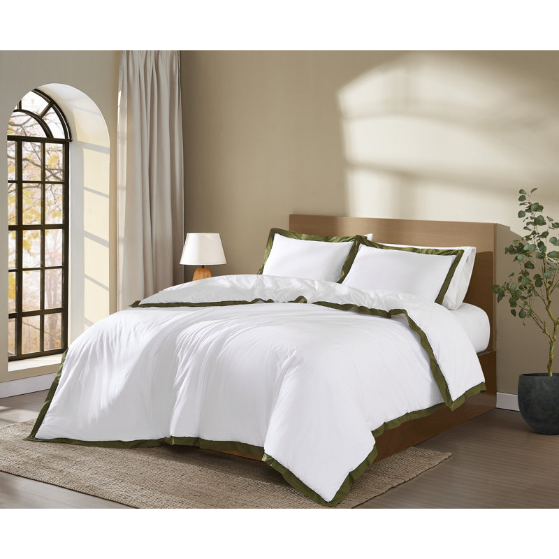 Brooklyn Loom Cotton Face Hotel Border Comforter Set, White/Black, King Comforter + 2 King Shams