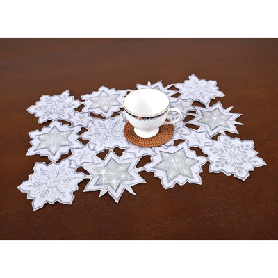 Chemin de table flocon de neige décorations de table de Noël brodé blanc 36 pouces de long scintillant scintillant paillettes argent scintillant écharpe de table brillant appliques festives décor de salle à manger de nouvel an 1 pièce