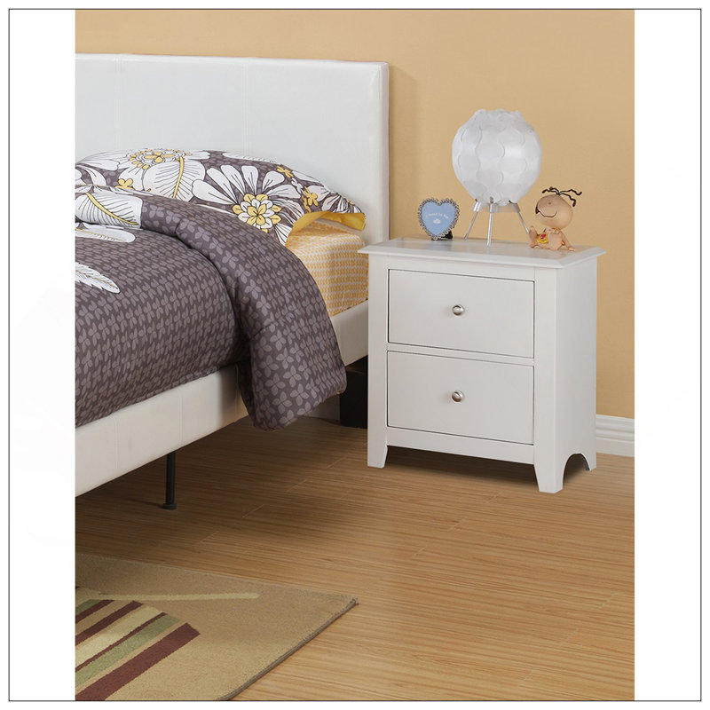 Élégante table de chevet en bois avec deux tiroirs, parfaite pour le rangement et la commodité de la chambre à coucher.