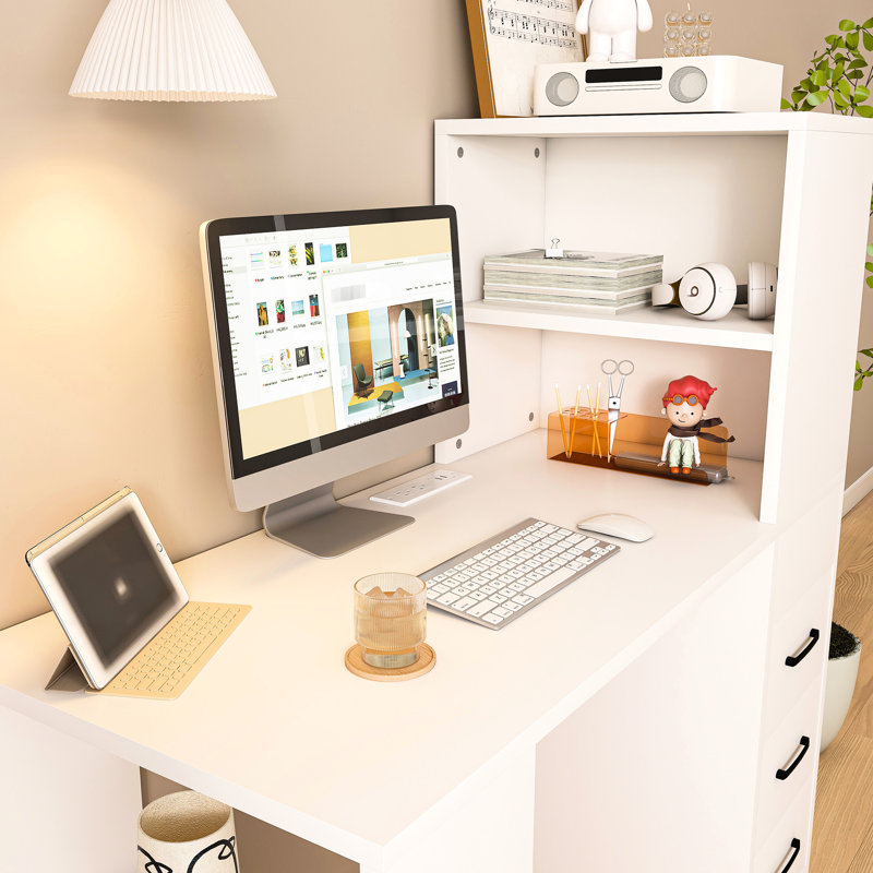 Bureau blanc moderne avec ordinateur ergonomique et 4 niveaux de rangement