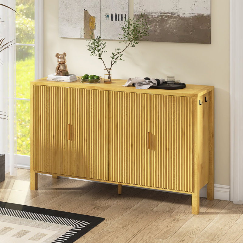 Buffet de 57,5 po de largeur avec supports, tablettes réglables et crochets, Naturel