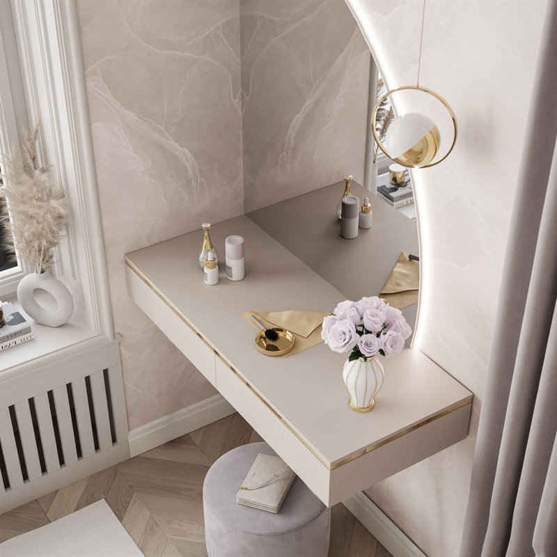 Avdulah Dining Table