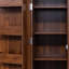 Buffet de cuisine avec armoire et portes autoportantes avec portes et tablettes