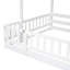 Lit simple superposé au dessus d'un lit double avec glissade, escalier de rangement, lit superposé en bois de pin massif avec garde-corps-344731773