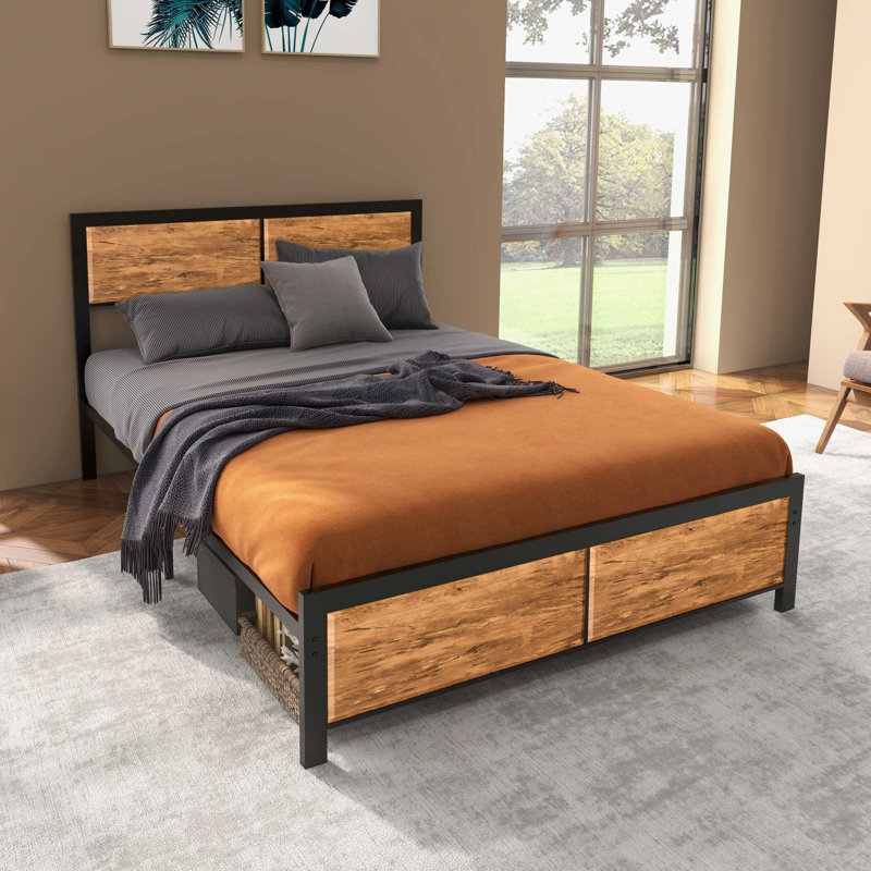 Lavendon Metal Bed, Double (4'6)