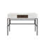 Bureau avec une structure fonctionnelle moderne