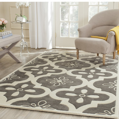 Carolene Hand Tufted Wool Floral Rug