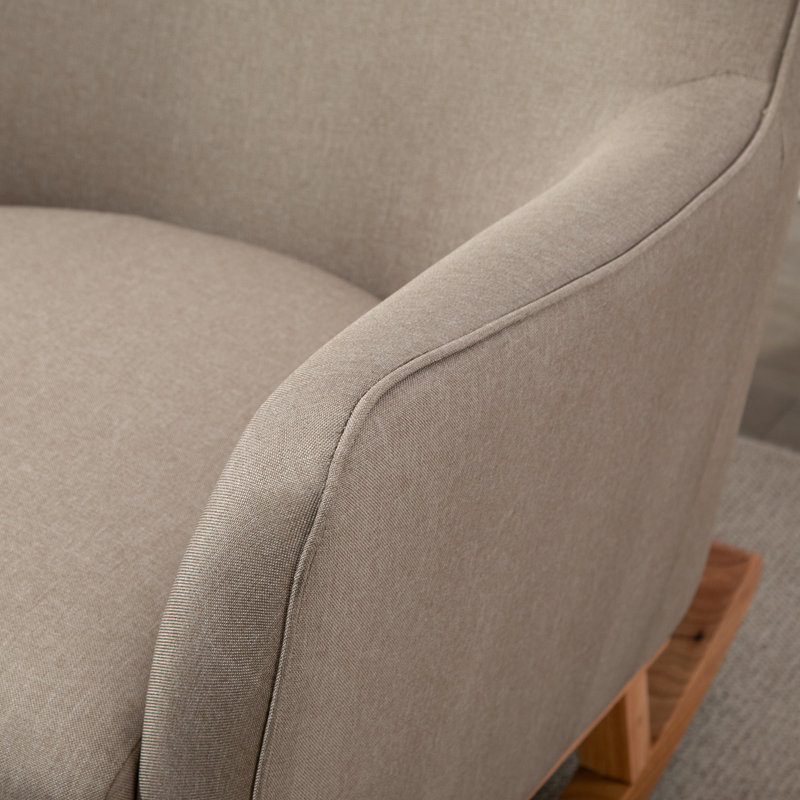 Chaise berçante Foroogh, Grèges