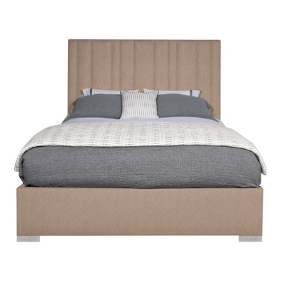 Wyeth Bed