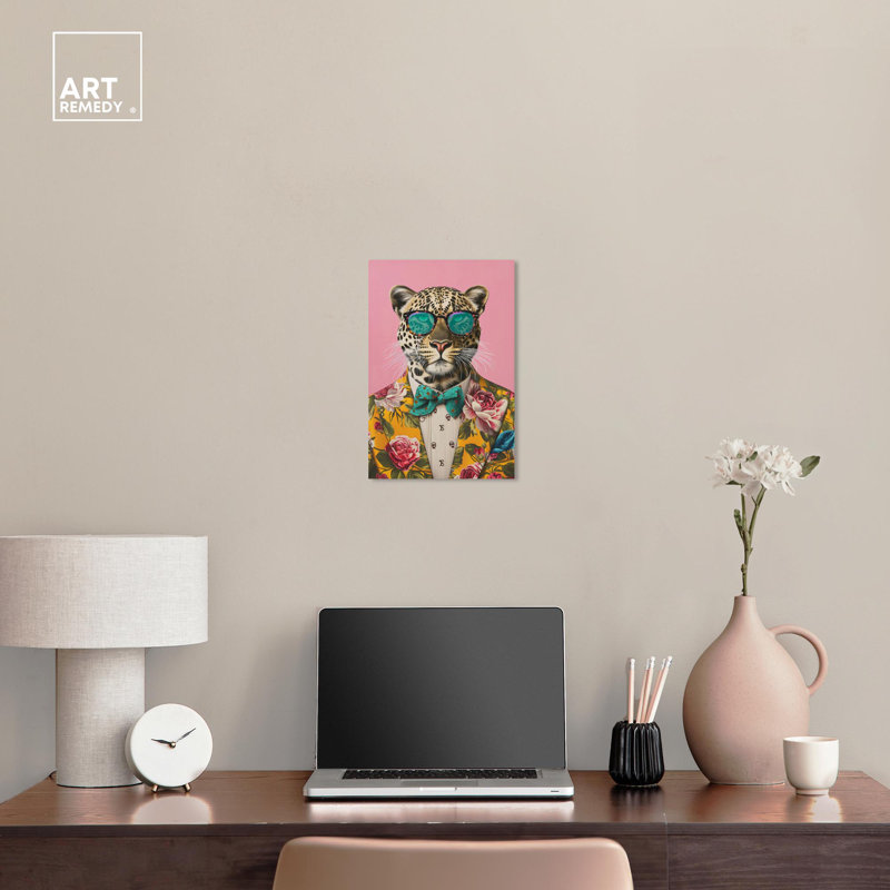 Art raffiné Roar I, toile rose pop, H 15 po x l 10 po, Toile tendue