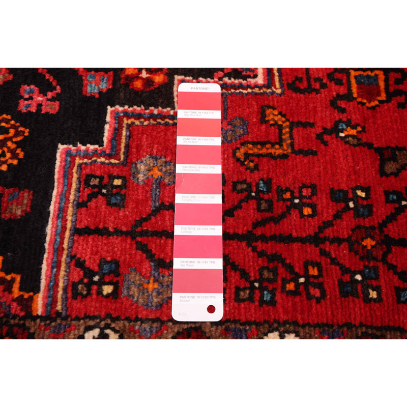Tapis rouge Anadol 4 pi 5 po x 6 pi 3 po