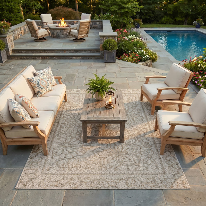 Tapis d'intérieur / extérieur à motif floral Payne Collection, 5 pi 3 po x 7 pi 9 po
