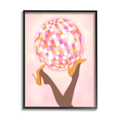 «Disco Ball Retro Dancing Legs» encadré sur bois par Martina Pavlova, impression