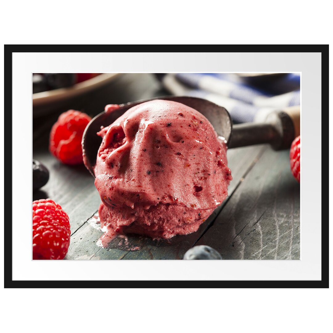 Gerahmtes Poster Köstliches Beeren Eis