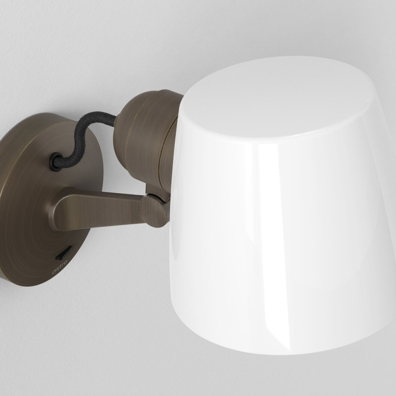 Imari 1 - Light Spotlight, Bronze