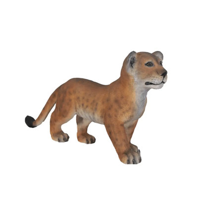 Statue lionne debout