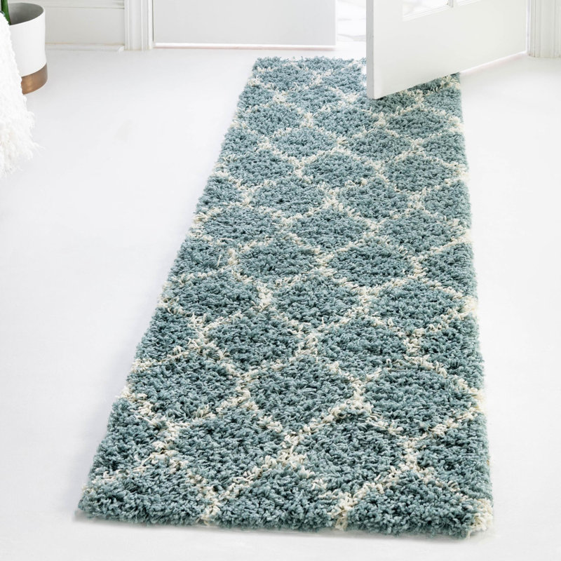 Geometric Indoor Rug, Runner 2' x 6'
