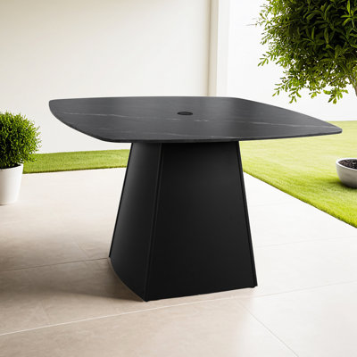 Table d'extérieur 44 po avec plateau en pierre frittée noire, base évasée en aluminium, idéale pour la réception de la table de salle à manger carrée 44 po x 44 po moderne, en pierre, rouille et aluminium
