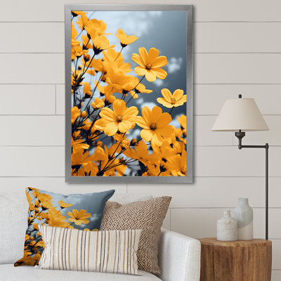 «Daiyah Yellow Gray Flowers Harmony» en jaune sur toile