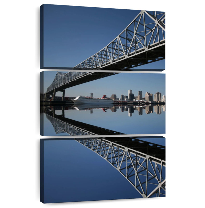 Photographie du pont Lilie Crescent City, H 74 po x l 48 po