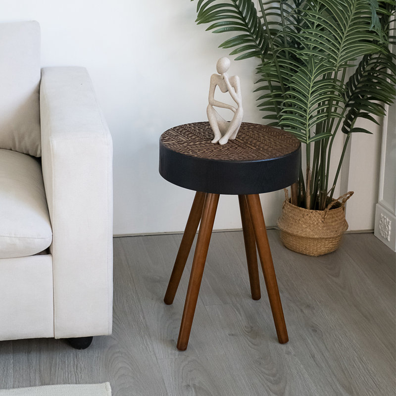 Table basse ronde de 15,7 pouces avec plateau sculpté, petite table idéale pour les petits espaces
