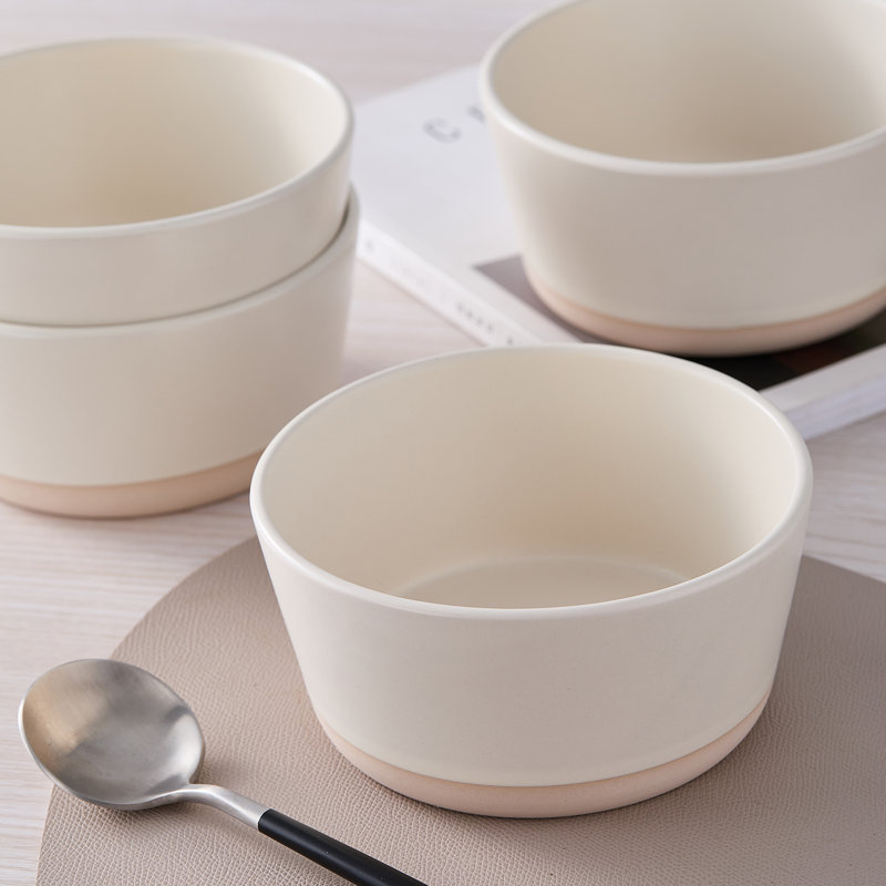 White Ceramic 16-Piece Dinnerware Set, Service for 4