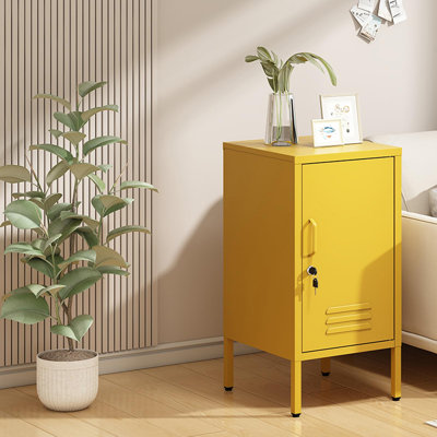 Table de bout en métal avec 2 tablettes réglables