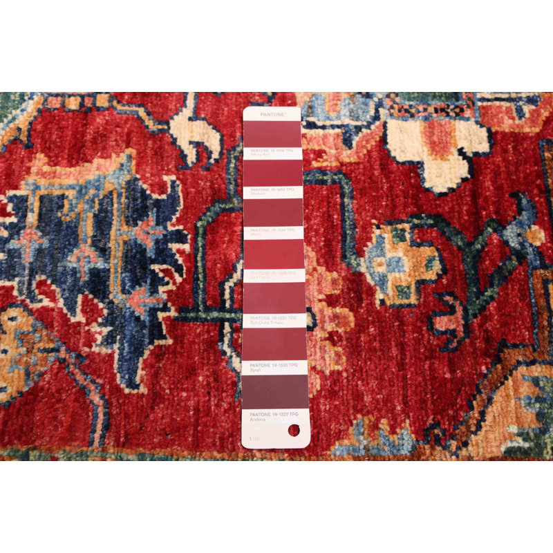 Tapis rouge Aryana 6 pi 7 po x 8 pi 4 po