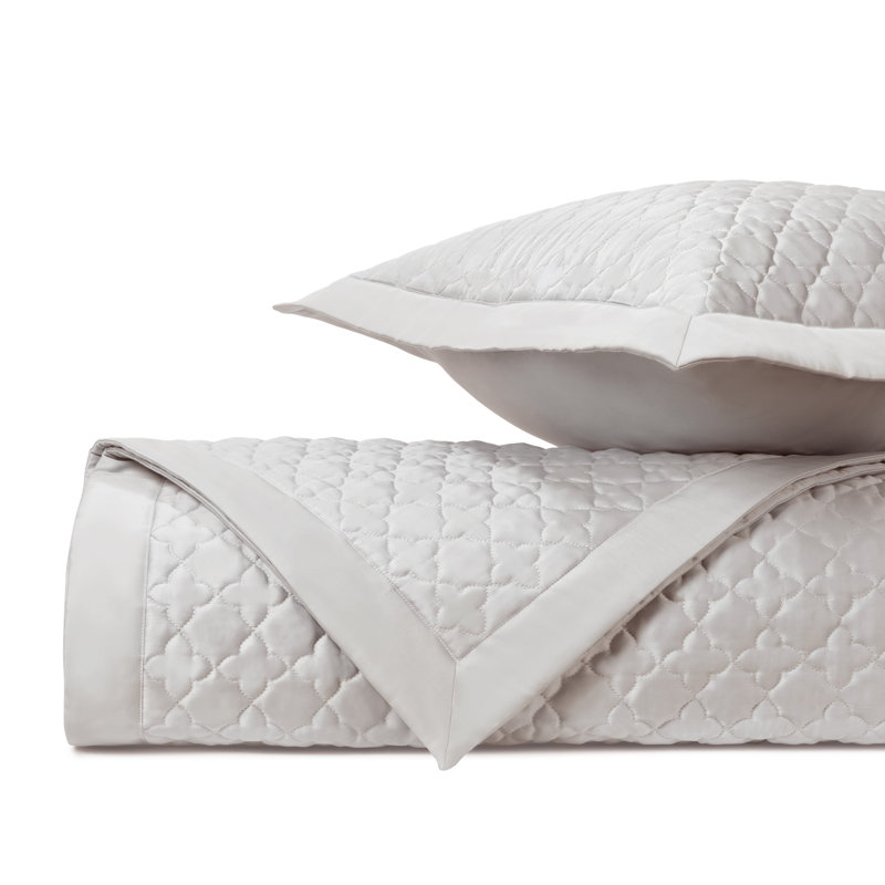 Clover Egyptian Certified Cotton Quilt, King Quilt, Oyster