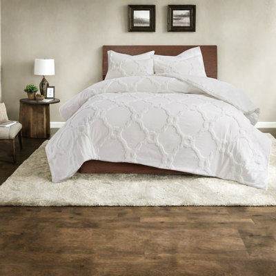 Luxurious Cotton Bedding Sets With Geometric Tufted Design For Modern Bedroom Comfort