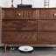 Buffet simple avec tiroirs de rangement