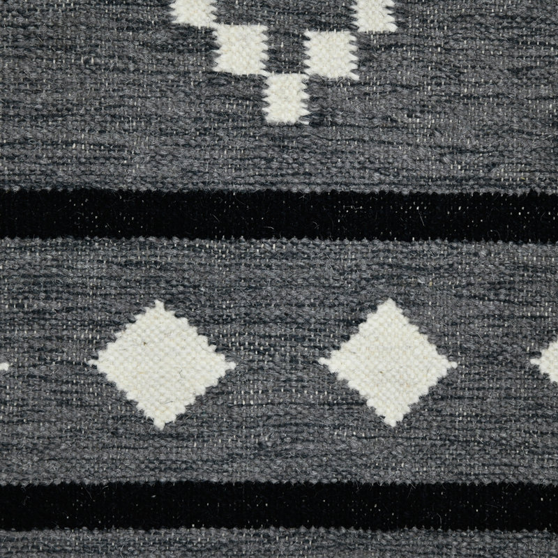 Oneil Wool Moroccan Indoor Rug, Rectangle 3' x 5'