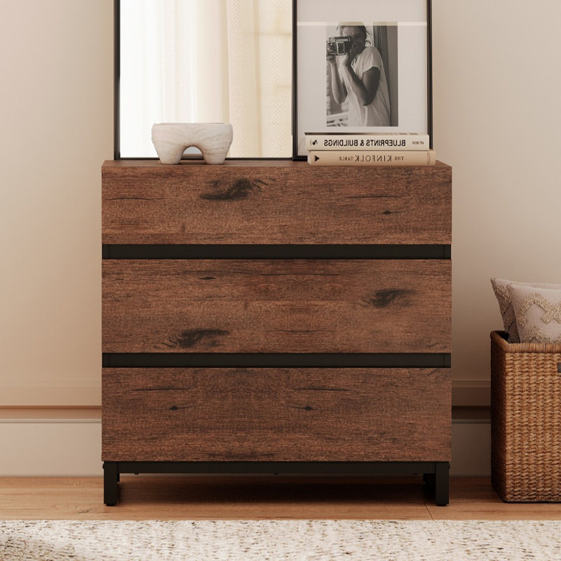 31.5 " W 3 - Drawer Dresser