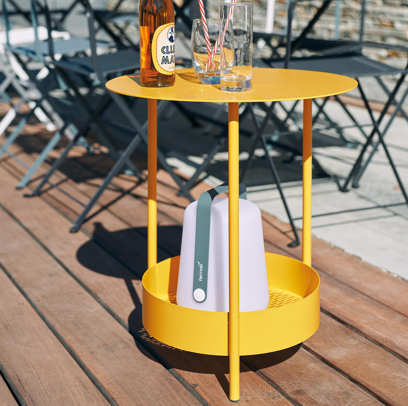 Salsa 20 " Patio Side Table, Honey Textured