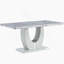 Table moderne en panneau de fibres à densité moyenne convenant à 4 à 6 personnes, table de salle à manger de 63 po avec plateau en bois aggloméré texturé gris marbré, structure facile à assembler et durable, ce qui en fait un choix idéal pour les restaurants.-599482065
