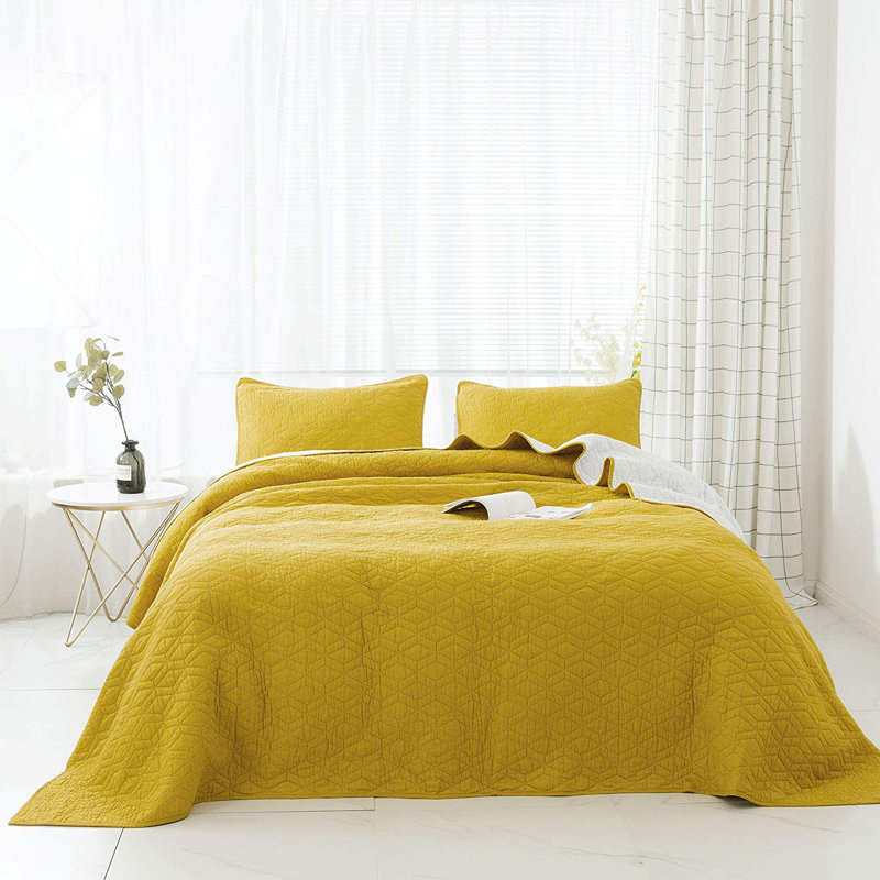 American Traditional Cotton Geometric Shapes Coverlet, Twin Coverlet + 2 Shams