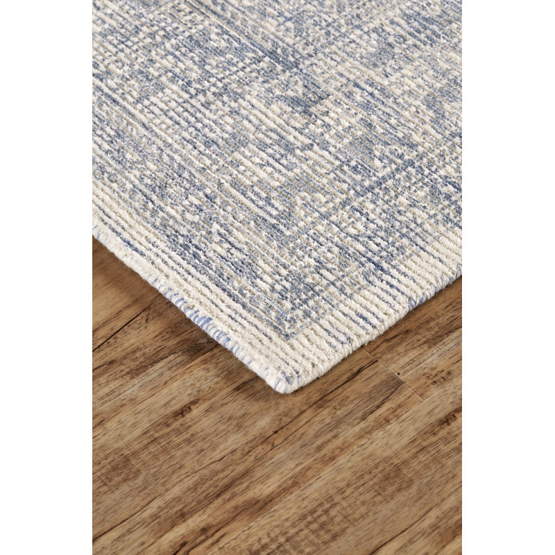 Linke Oriental Indoor Rug, Rectangle 2' x 3'