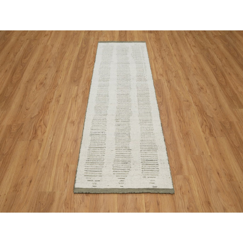 Tapis oriental blanc perle 2 pi 6 po x 8 pi tissé à plat avec poils, laine naturelle non tissée, texturé, tissé à la main