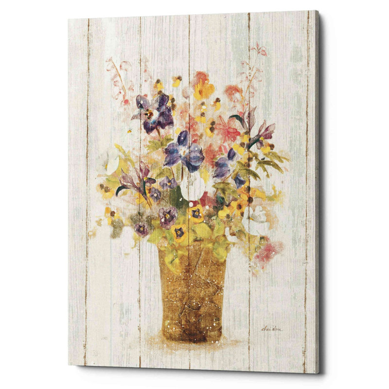«Wild Flowers in Vase II on Barn Board» par Cheri Blum, art mural sur toile, H 16 po x l 12 po x P 0,75 po